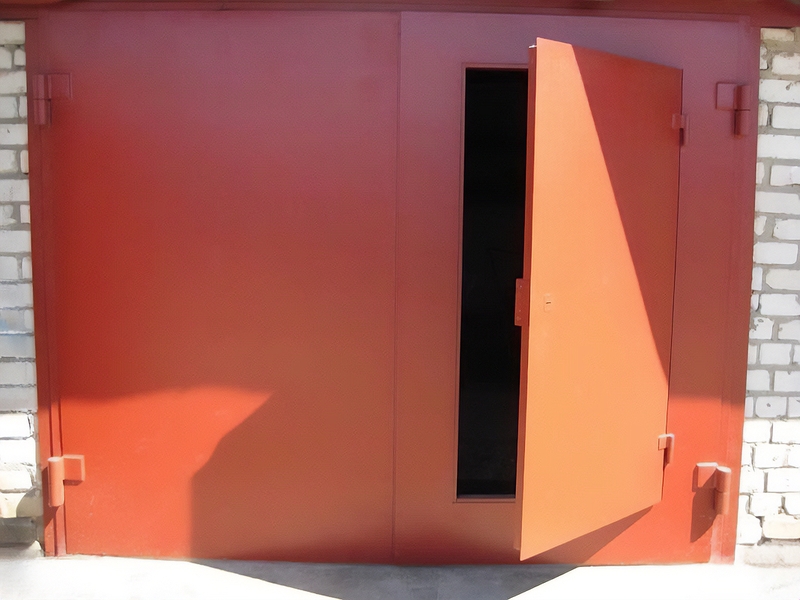 Стальные ворота для гаража